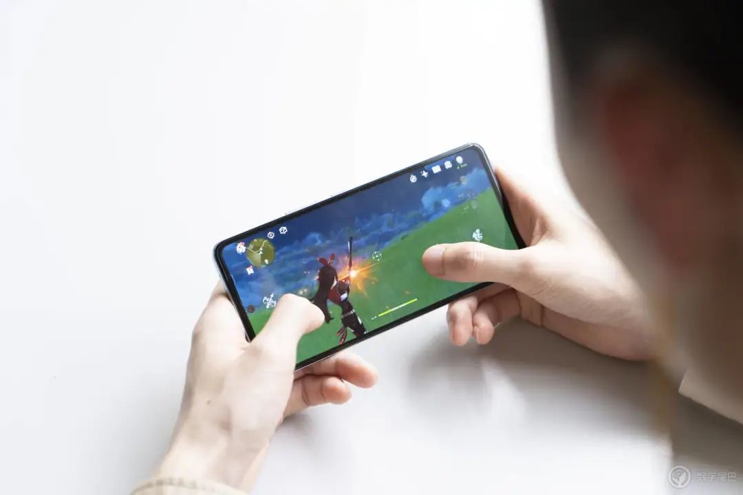 Vogue + naval vessel experiences Shuang Xinqi of electric contest IQOO Neo5