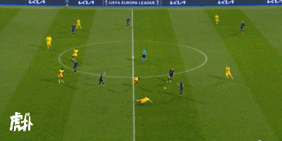 欧联：奥尔西奇帽子戏法，热刺总比分2-3迪纳摩