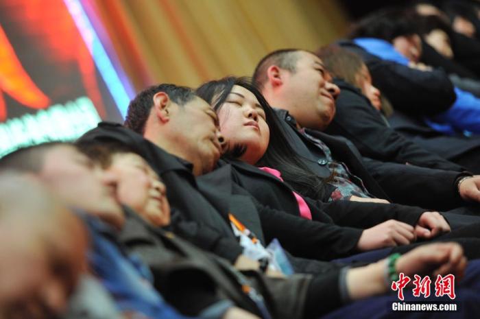 超9成小学生睡眠时长不达标，谁来帮帮特“困”生