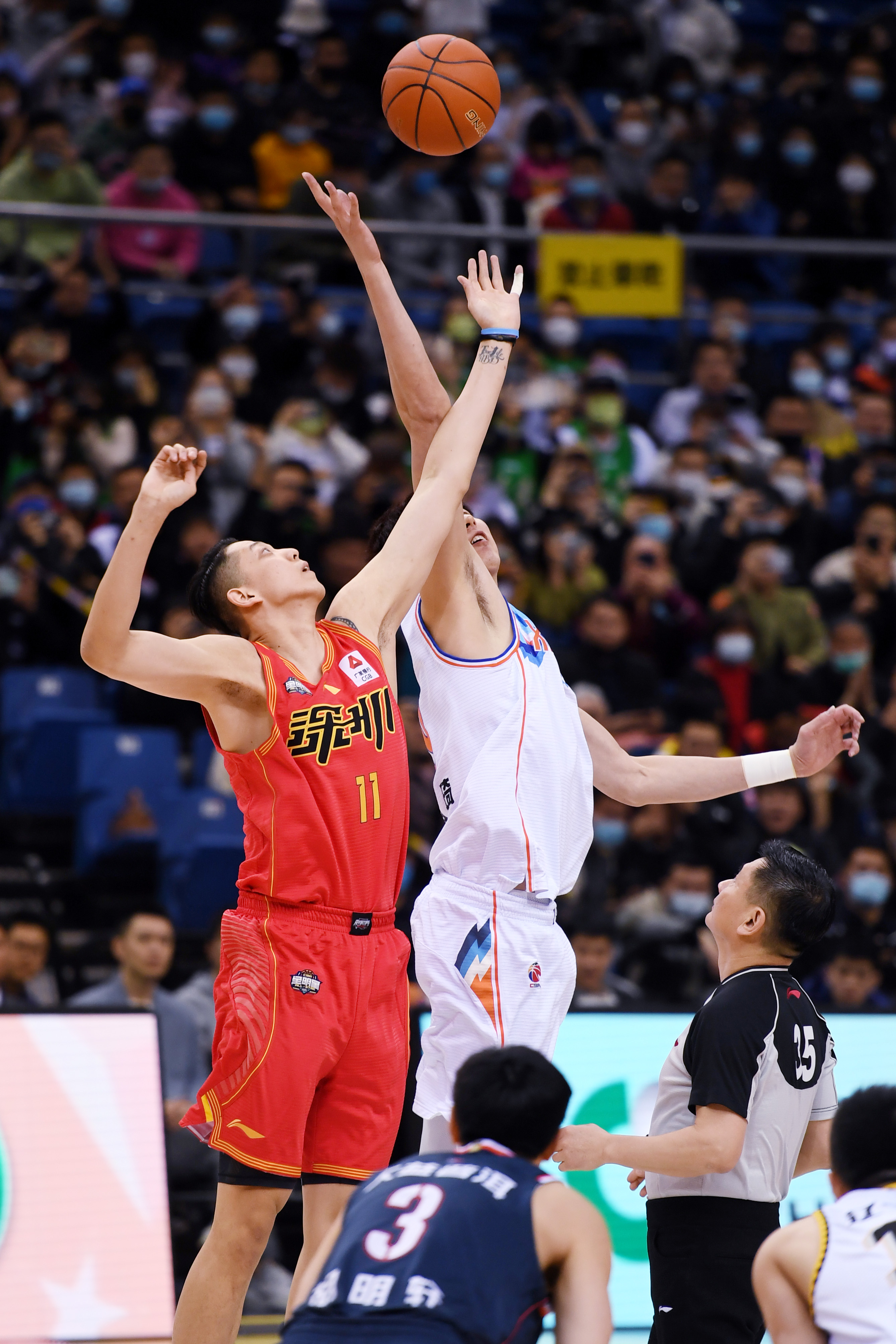 CBA stars ｜ Wu Qianrong breasts MVP Zhang Zhenlin wins championship of the contest that buckle basket on the weekend completely