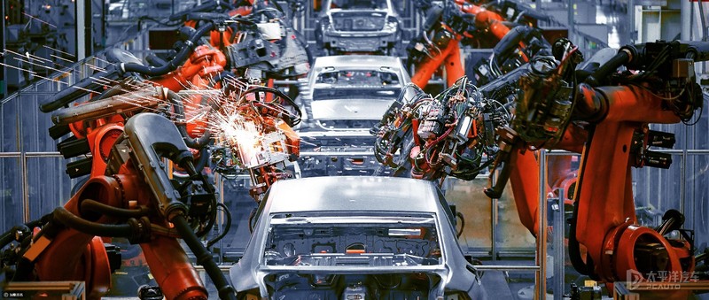 马斯克无视中国消费者声讨，却对一纸通知认怂了