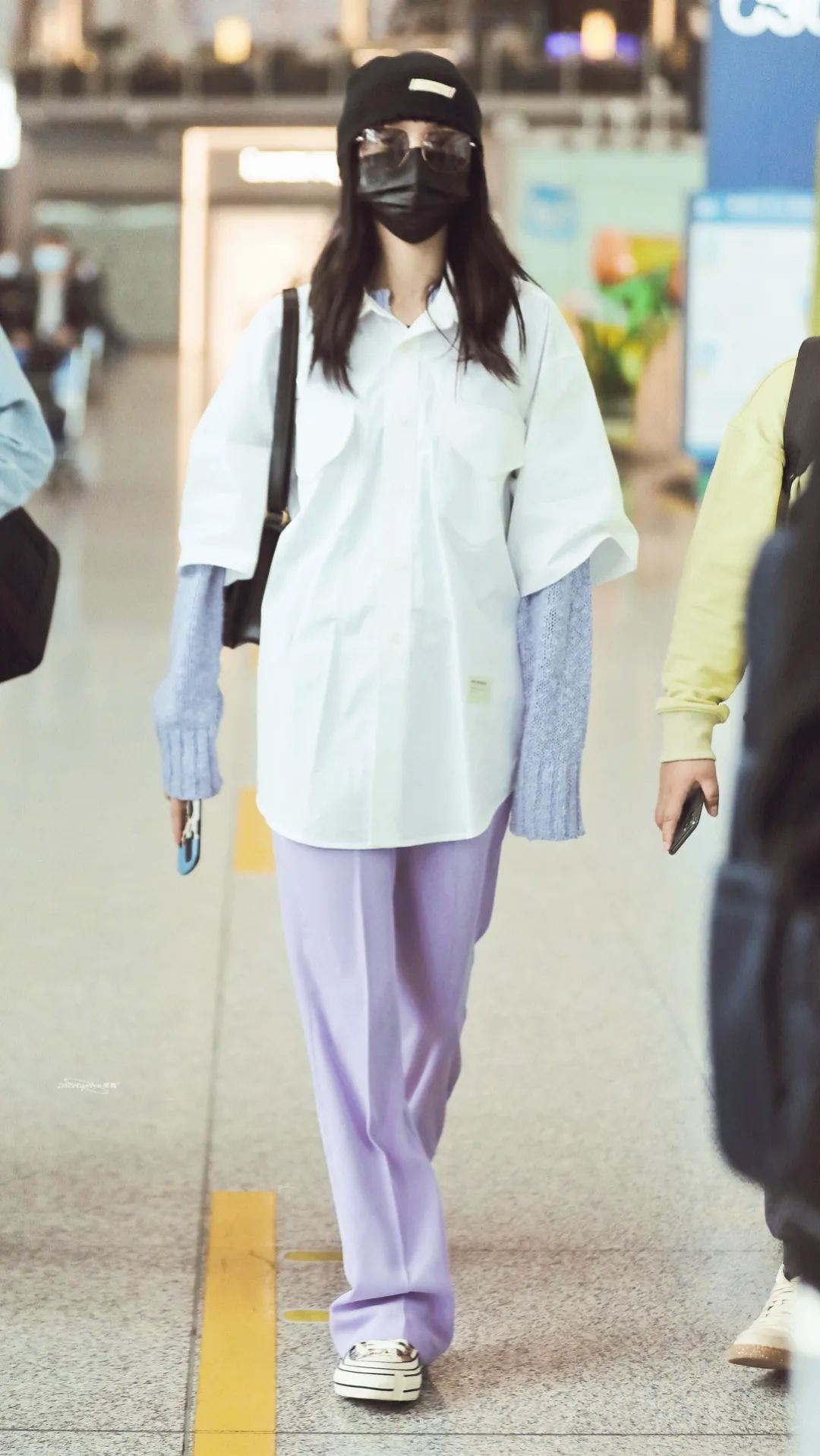 Gong Jun, Zhang Zhehan, Fu Jing, Yan Xu fine airport showing a body; The Wang Junkai, solution that resemble battle locks up new Dai Yan; The person the title page of a thread-bound book such as Deng Lun, Wang Kai, Tong Liya is open; The line on new song of Wang Jia Er; " receive action elder " broadcast