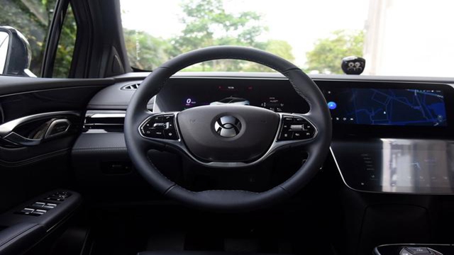 智能汽车狼烟四起，李斌放弃广汽蔚来？