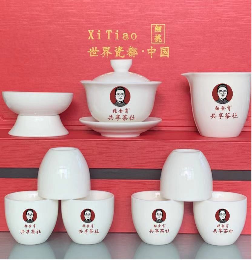 仅靠三张茶桌单月流水56万？揭秘共享茶室的赚钱之道