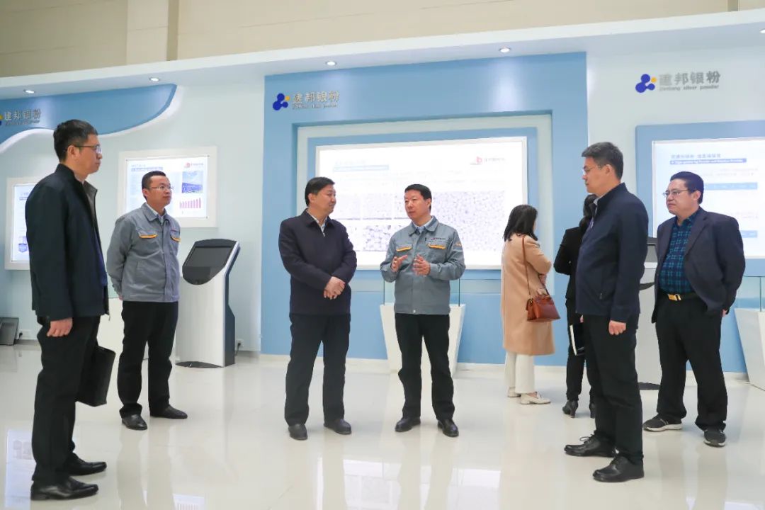 市工信局党组副书记、副局长吕春明到天桥区调研