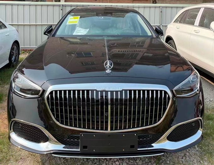 让我们全情驰骋2021款奔驰迈巴赫s480