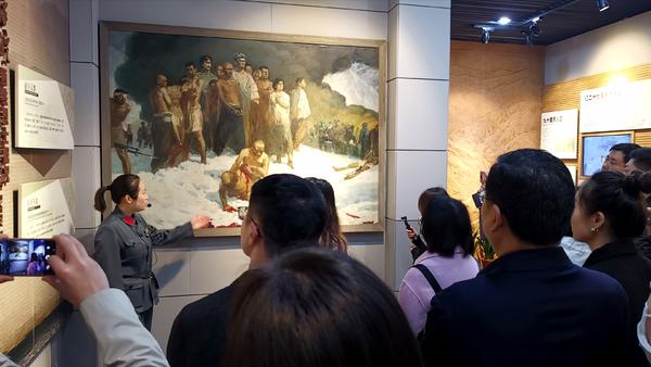 红色足迹丨河南新县:英雄山上红旗飘 红色精神代代传