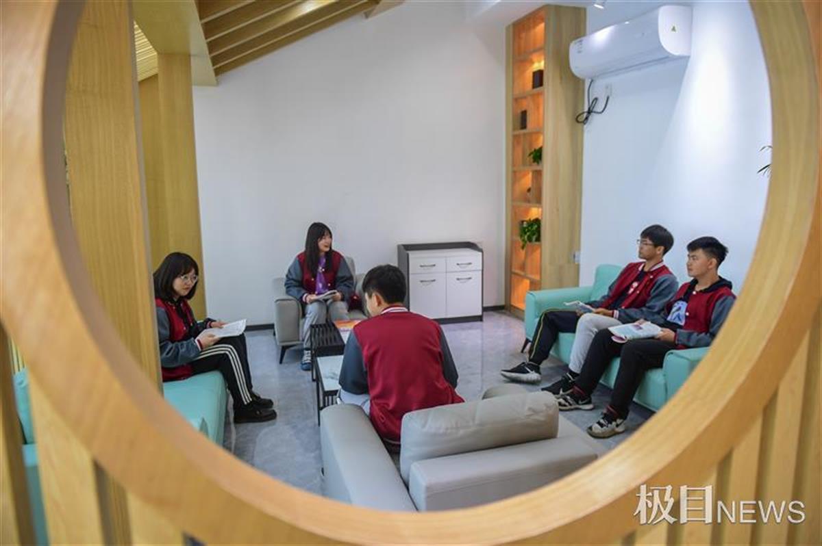 武漢市馬房山中學(xué)怎么樣?你愛了嗎(圖4)