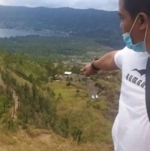 女模特在巴厘岛火山拍色情视频，警方正在搜寻