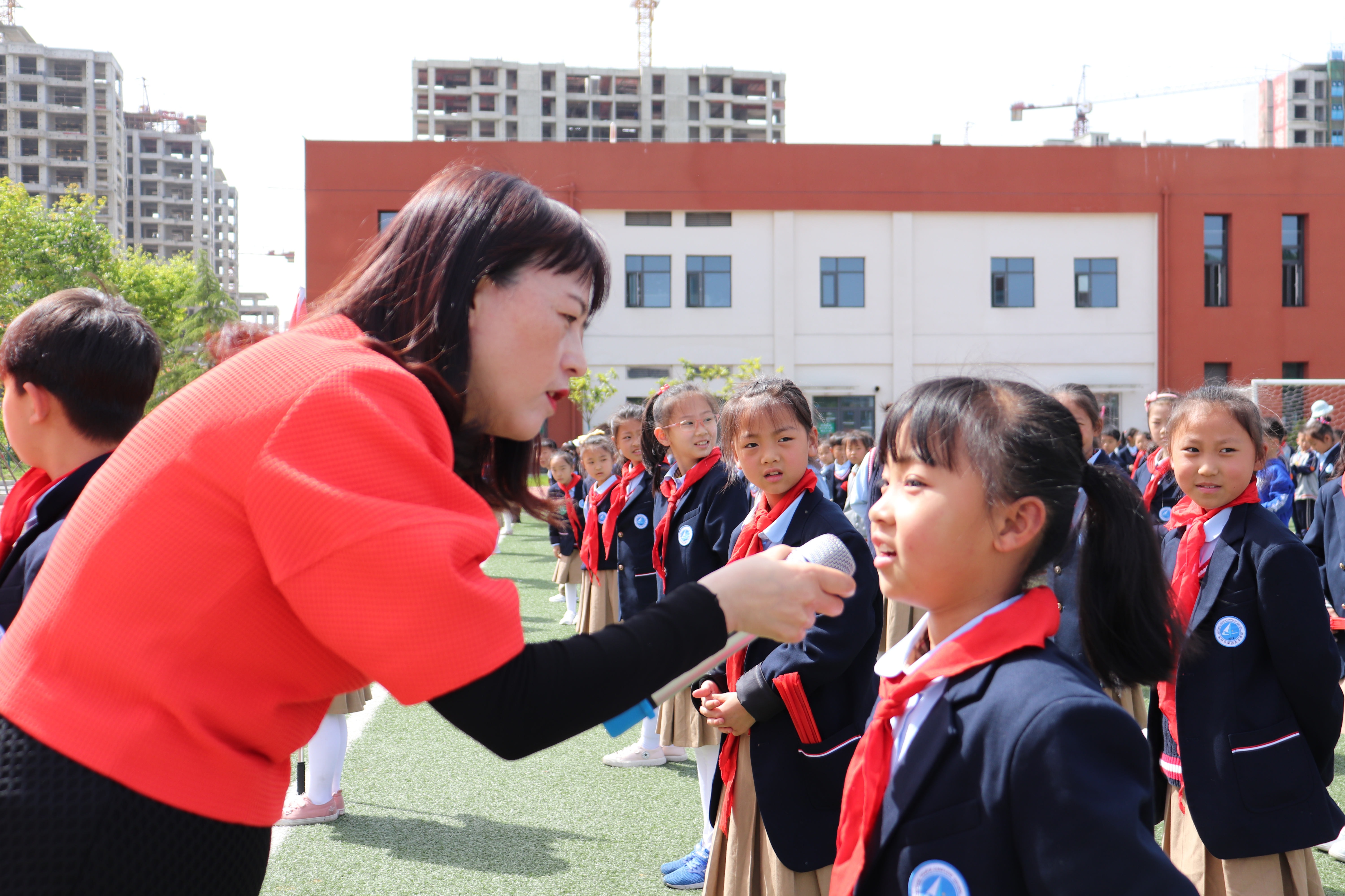 南阳市第四完全学校小学部怎么样?安全教育活动(图3)