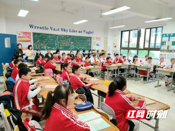 长沙市开福区金鹰小学怎么样?家校零距离(图4)