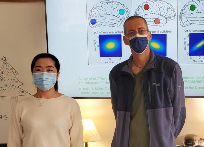 新研究显示COVID-19改变了患者大脑的灰质体积