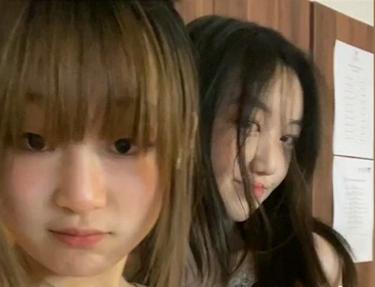 李嫣開派對慶15歲生日，穿吊帶化濃妝，顏值逆襲美到認不出