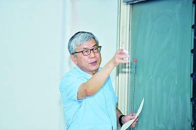 知识分子党员风采：郑南宁 范代娣 李学龙