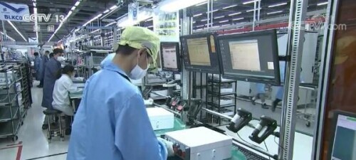 今年1—4月规模以上小微工业企业营业收入同比增长32.3%