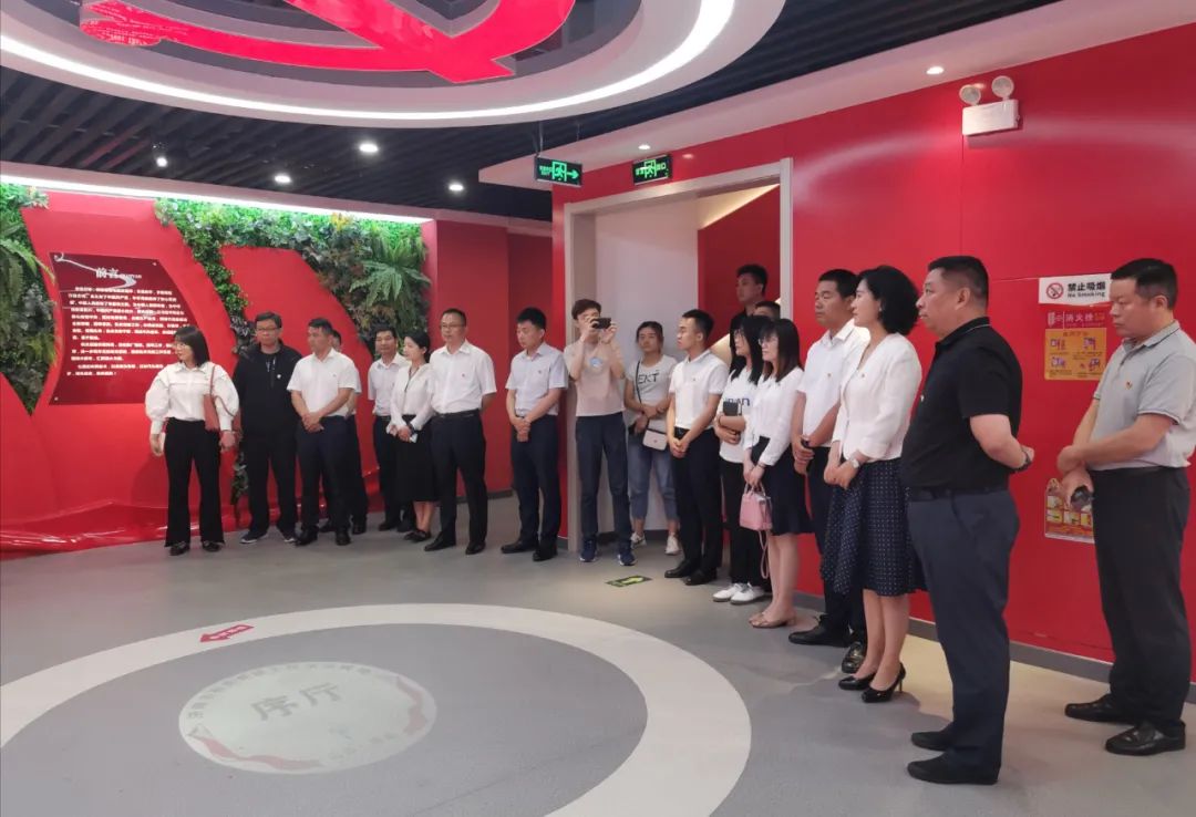 追寻党的光荣足迹，共建企业美好未来！济南新材料产业园区企业党委到市委党校开展主题学习活动