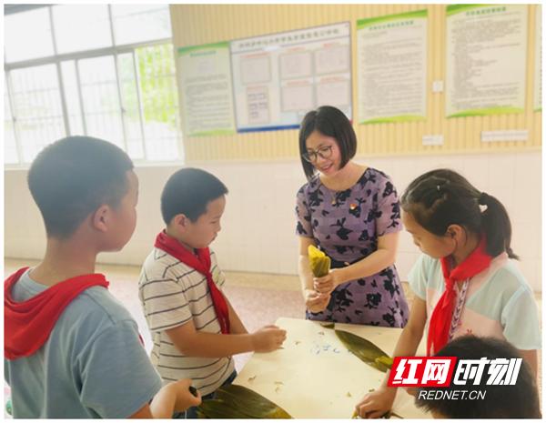 武陵区丹洲乡中心小学：童心向党庆百年(图1)