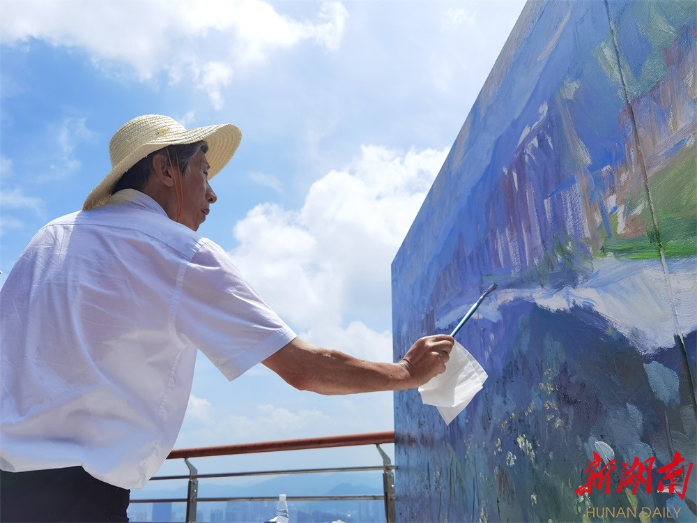 艺术厚土催人往 红色潇湘当挥毫——范迪安端午湖南写生有感