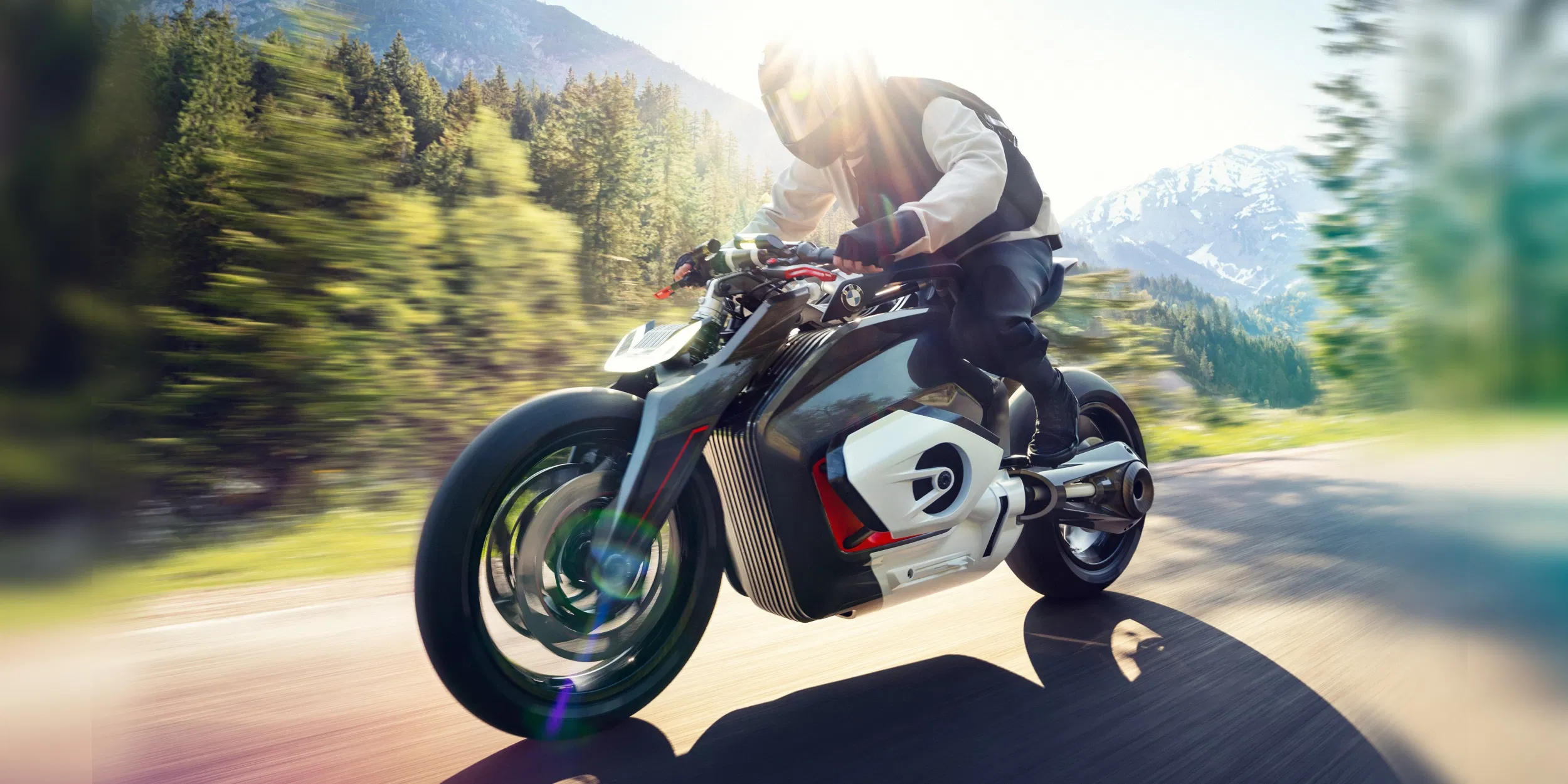 行业第一：宝马专利揭示新电动摩托车或将靠传动轴驱动