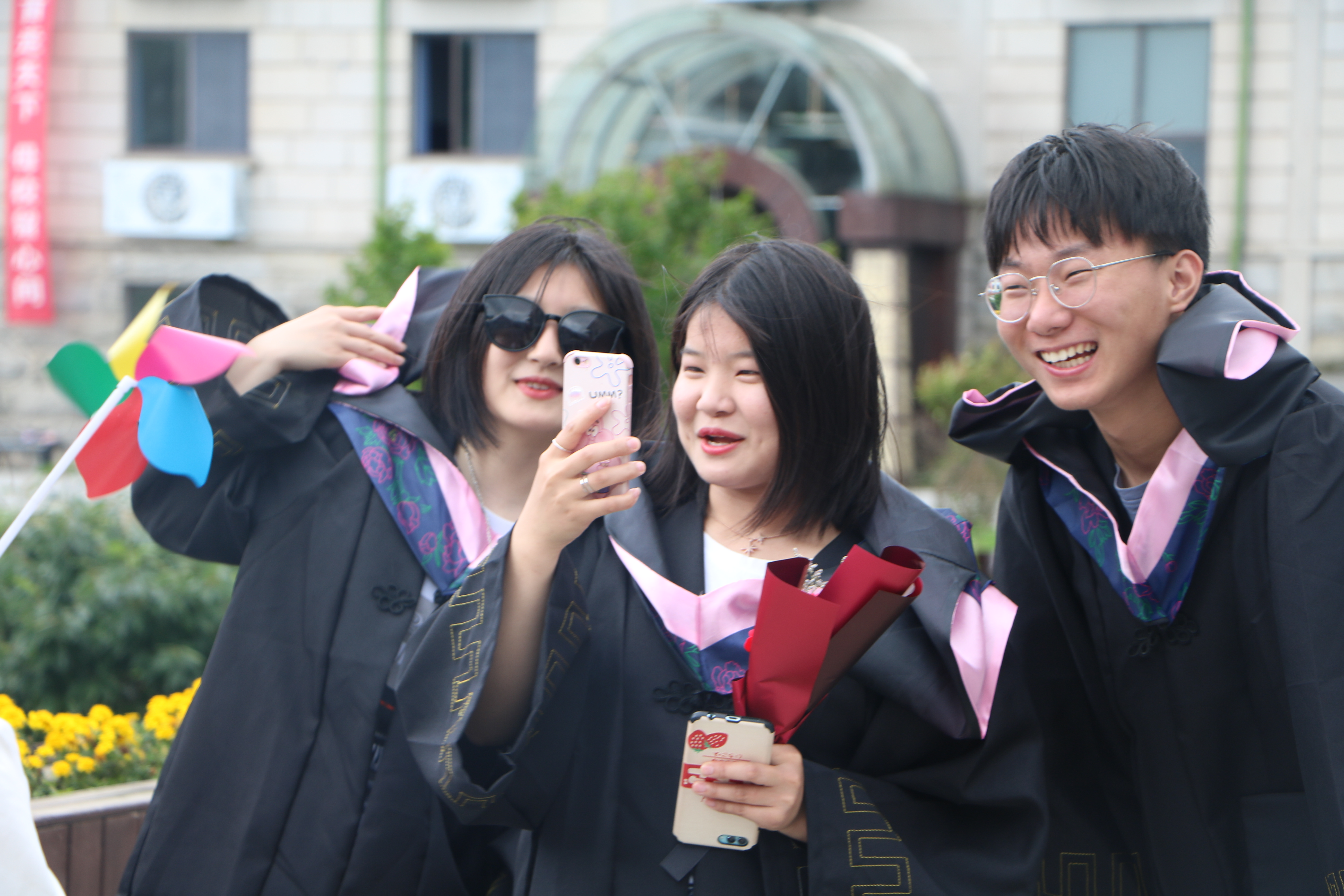 九江金安高級(jí)中學(xué)舉行2021屆高三畢業(yè)典禮(圖18) 九江金安高級(jí)中學(xué)舉行2021屆高三畢業(yè)典禮(圖18)