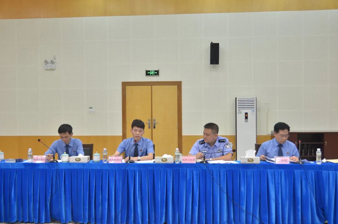 公开听证丨省院李顺华副检察长主持召开某司法救助案公开听证会