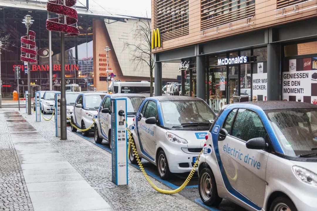 欧七到来之前，欧洲燃油车选择退场