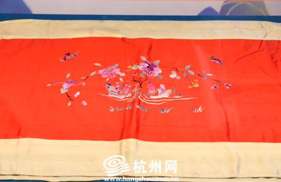 “福禄寿喜·美好生活——中国吉祥文化特展”开幕 近300件具有吉祥寓意的展品亮相浙江自然博物院