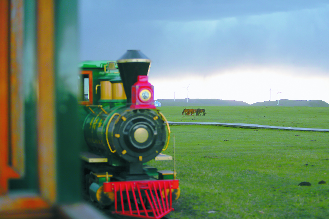 走进草原蒙古包，高铁只需两小时！在乌兰察布开启暑期合家欢