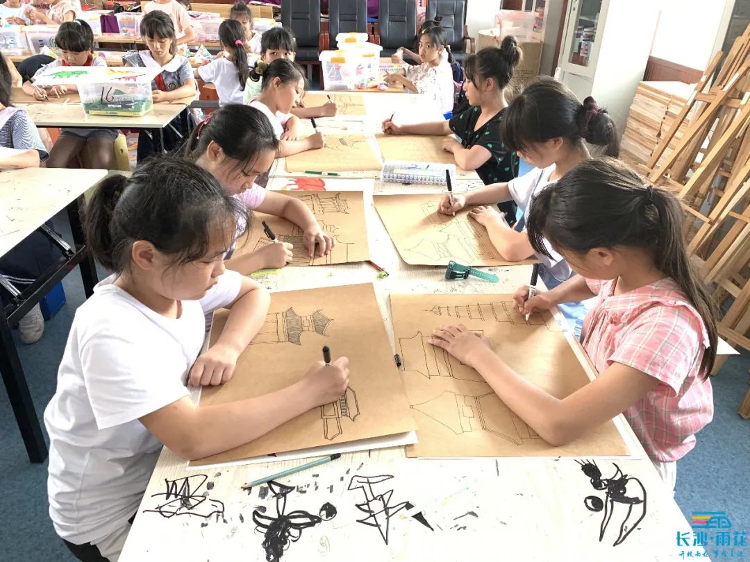 中医药“非遗”进校园：在孩子心中栽下中医药传统文化的种子