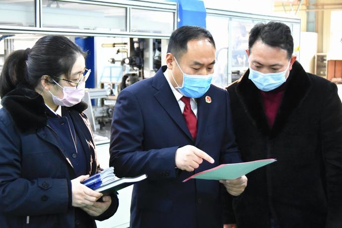宿迁一老总带着“电子手铐”签下4000万大单