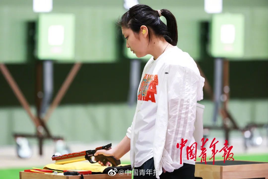 奶音冠军张家齐想要芭比娃娃？真相曝光！这些“冷知识”沸了……