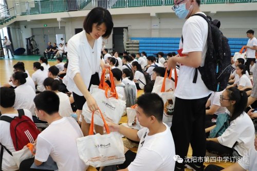 沈阳市第四中学新生入学仪式,共同写下三年之约(图15)