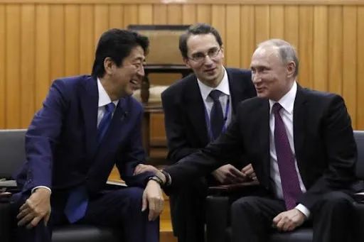 ��Ҽ�����й�����ʱ�������ǧ��Ⱥ���Ŀ�����