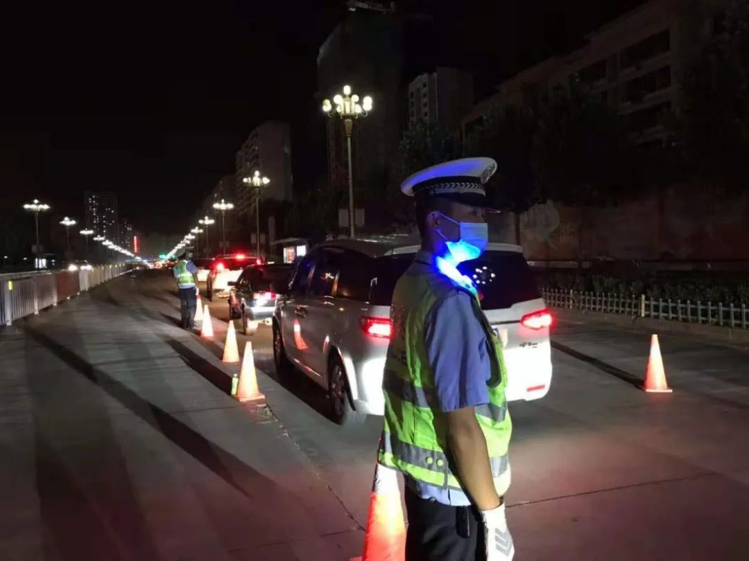 临夏公安交警全面开展交通安全集中整治行动