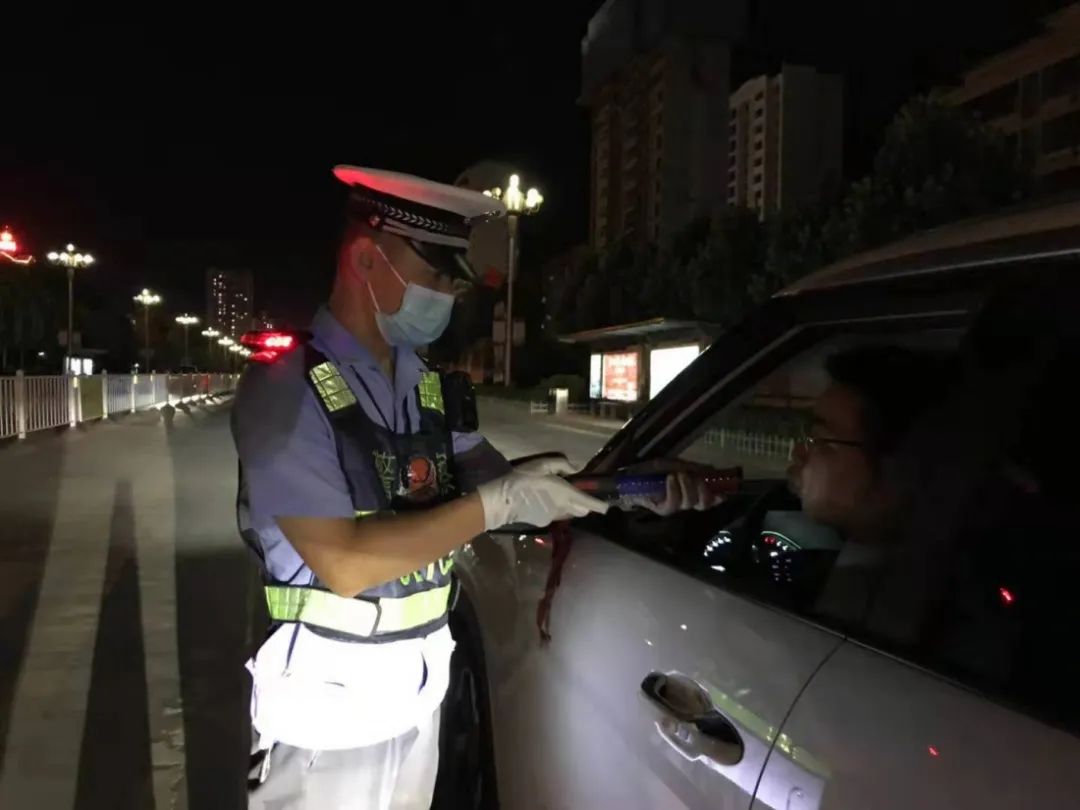 临夏公安交警全面开展交通安全集中整治行动