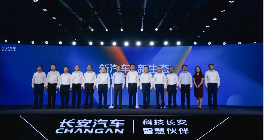 2030年“剑指”450万辆 朱华荣豪迈宣布“新长安”目标