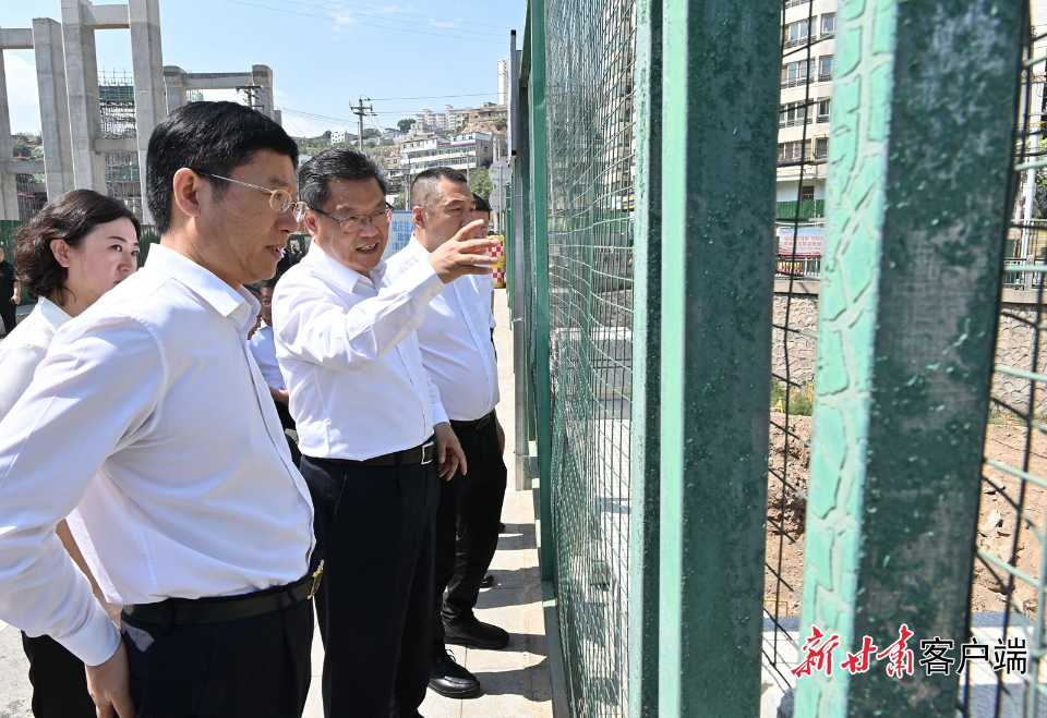 任振鹤在兰州市调研生态环境保护工作时强调:弘扬甘肃精神 绘就秀美山川 努力让绿水青山造福人民赋能发展