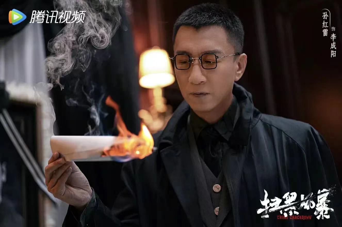《扫黑风暴》热映：真正令我们恐惧的不是远方，而是附近的凶杀