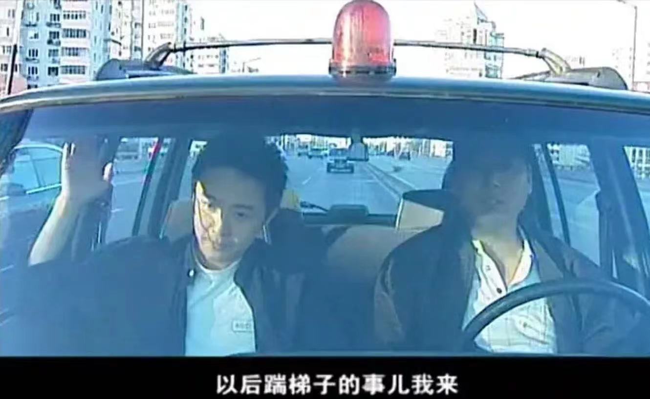 《扫黑风暴》热映：真正令我们恐惧的不是远方，而是附近的凶杀