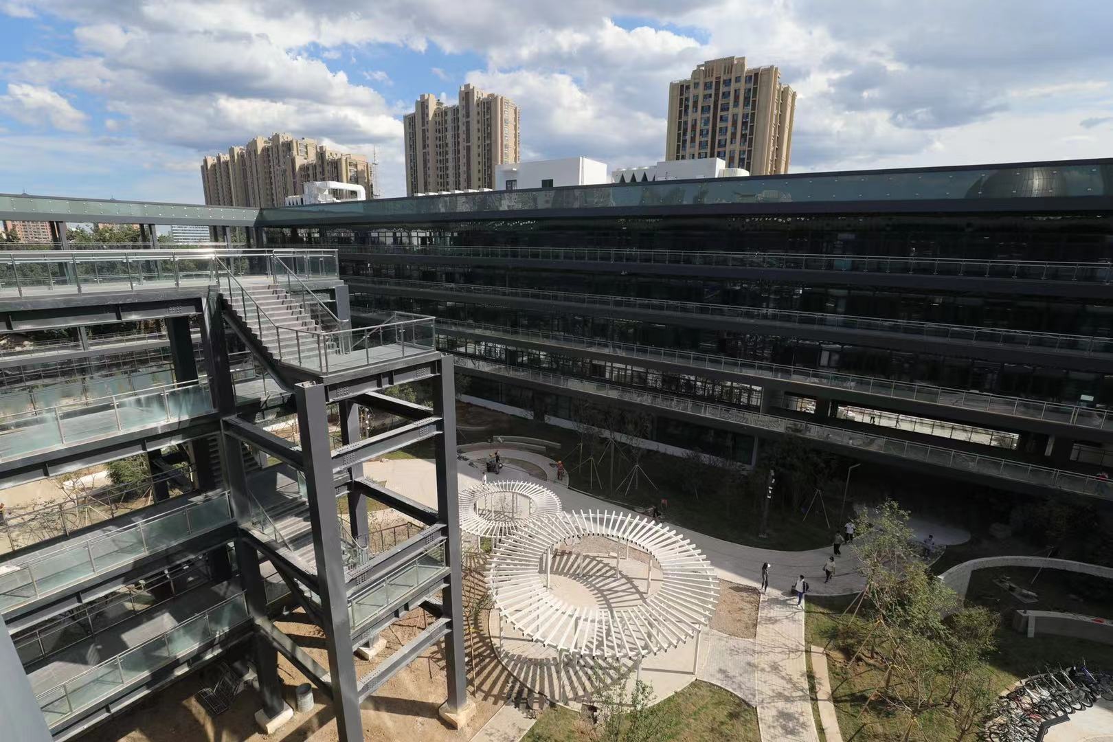 首師大附中通州校區(qū)將在9月投用,有2310個(gè)學(xué)位(圖4) 首師大附中通州校區(qū)將在9月投用,有2310個(gè)學(xué)位(圖4)