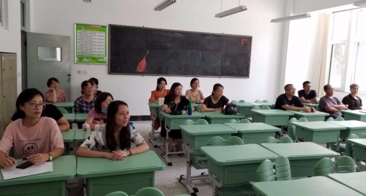 牟平育英藝術(shù)中學(xué)各學(xué)科教研組開展教研活動(dòng)(圖8) 牟平育英藝術(shù)中學(xué)各學(xué)科教研組開展教研活動(dòng)(圖8)