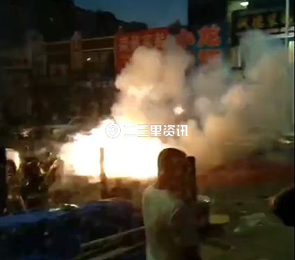 今日鞭炮声响彻整夜，各地里友播报一起去看看