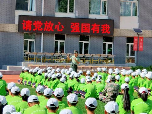 沈阳市育源中学新生军训!磨砺青春 强国有我(图7)