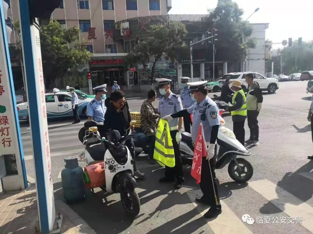 【文明交通 安全出行】临夏公安交警向不文明交通行为说“不”！