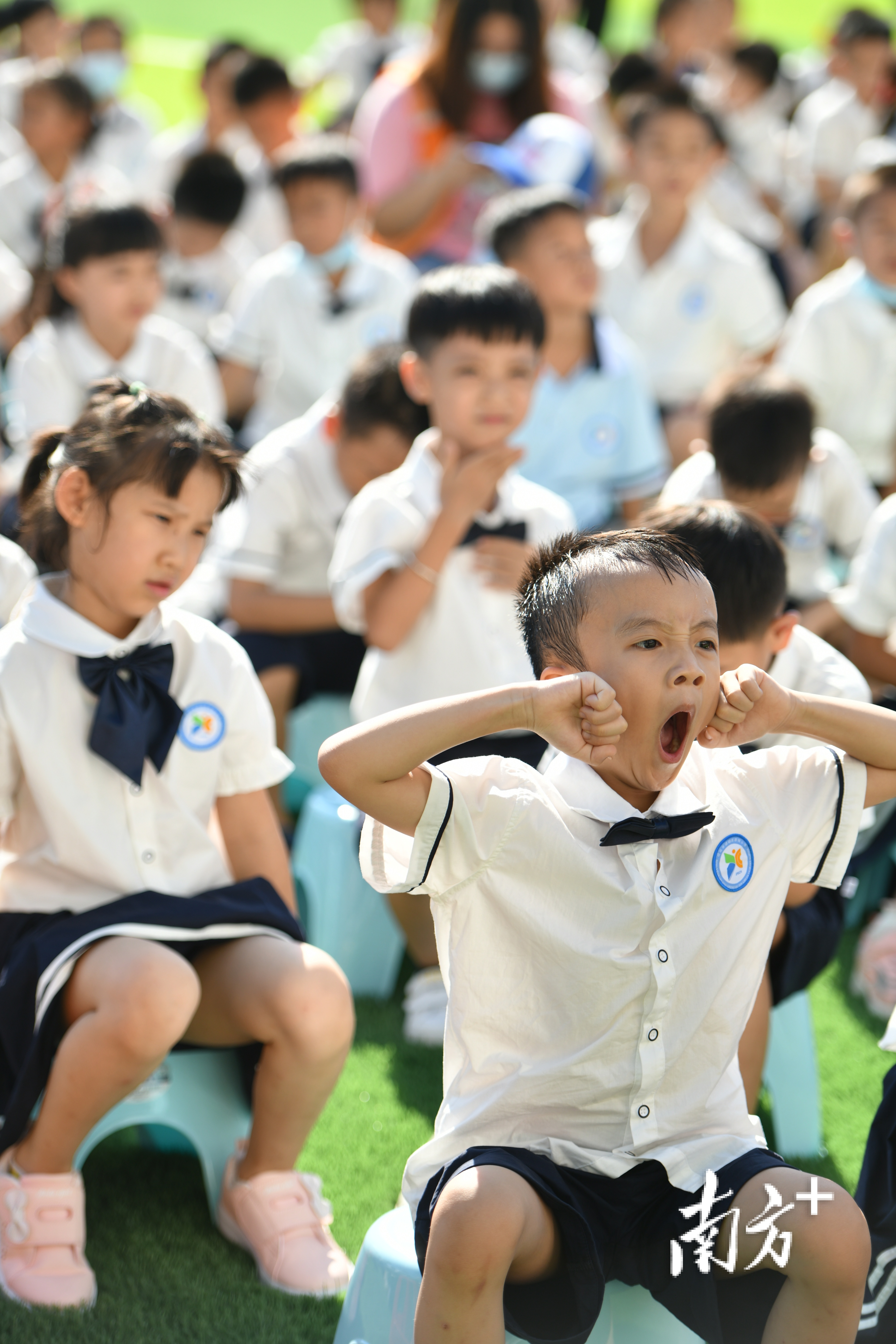 清城区新城小学新生入学第一天，萌翻了(图11)