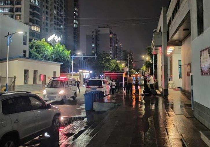 兰州交大一名研究生在校园内遇害 学生：想为家长提供帮助，被威胁取消毕业证