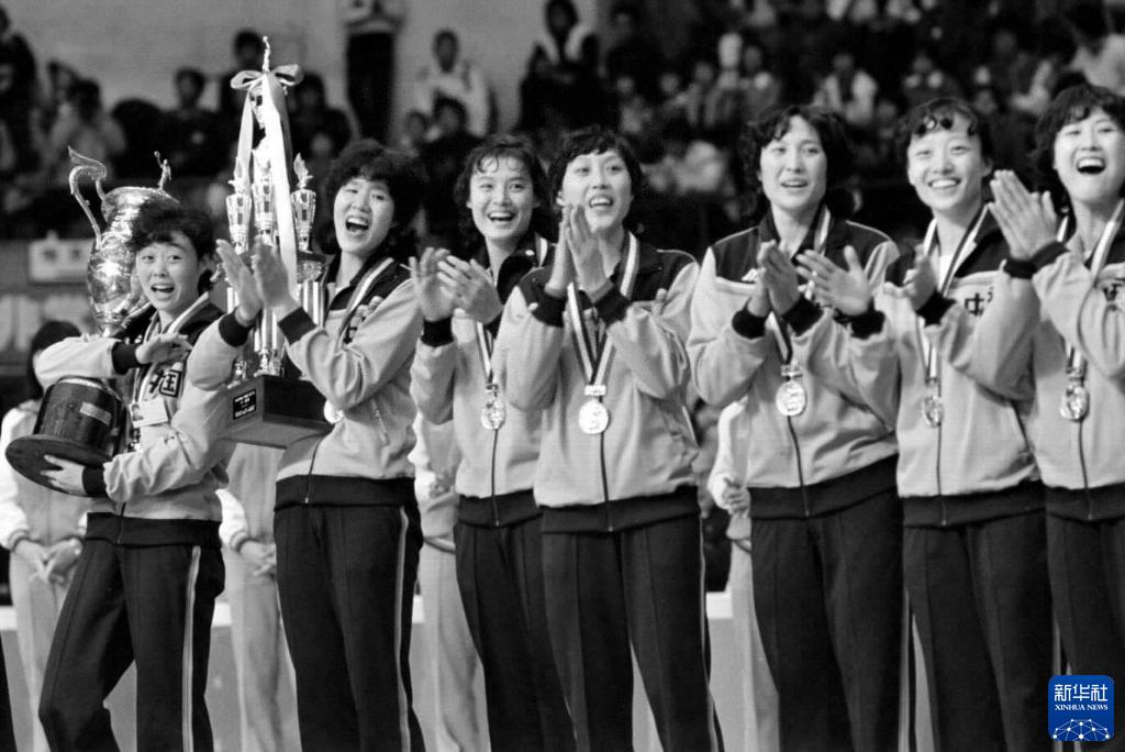 奮斗百年路 啟航新征程·中國共產黨人的精神譜系丨為祖國拼搏——女排精神述評