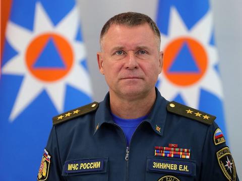 普京签令，追授为救人遇难俄部长“俄罗斯英雄”称号