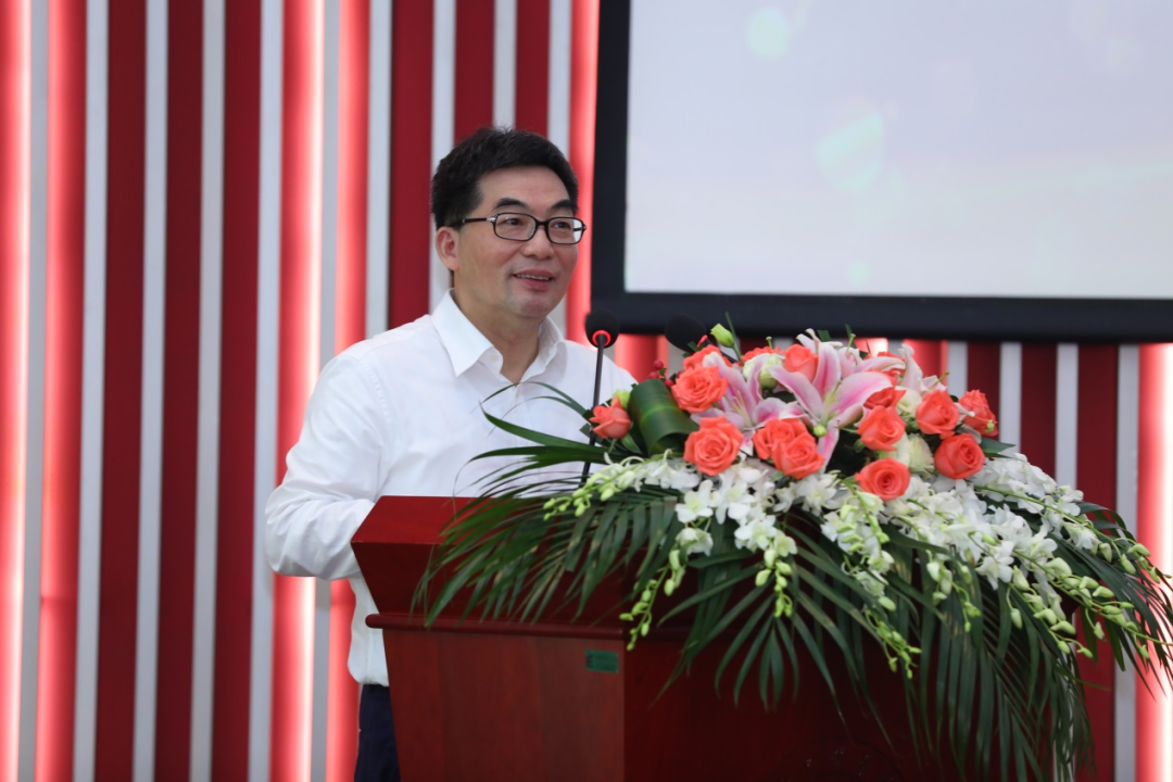 新闻 | 我校举行“珍宝岛药业人才培养荣誉体系”的“珍宝岛讲座教授”及“珍宝岛青年学者”受聘仪式
