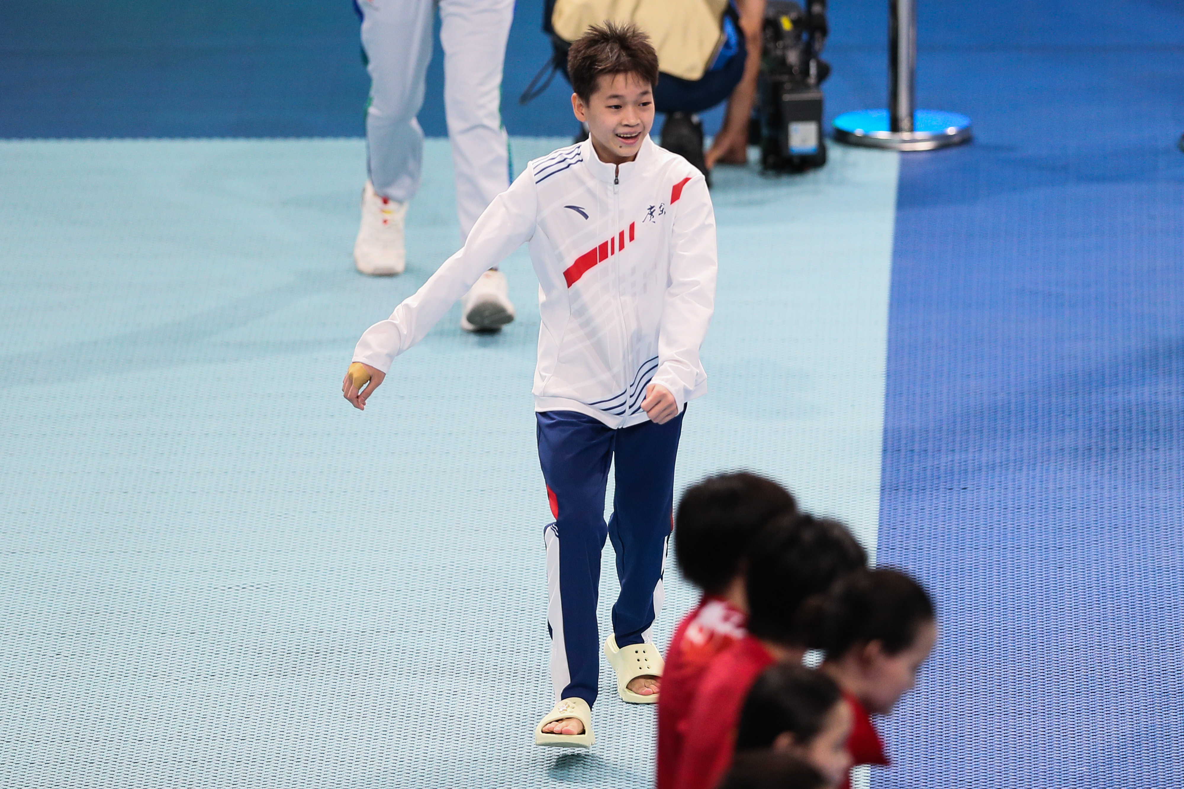 逆转取胜！全运会10米台全红婵夺冠，陈芋汐收获银牌